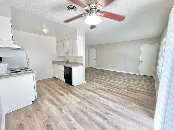 4th image of 17 Quay Ct APT 8