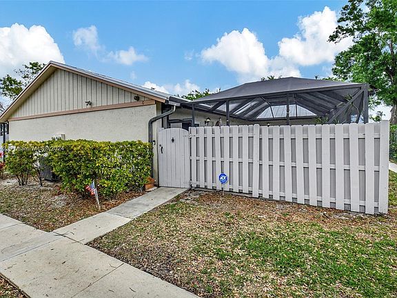 2nd image of 8904 Thumbwood Cir APT C