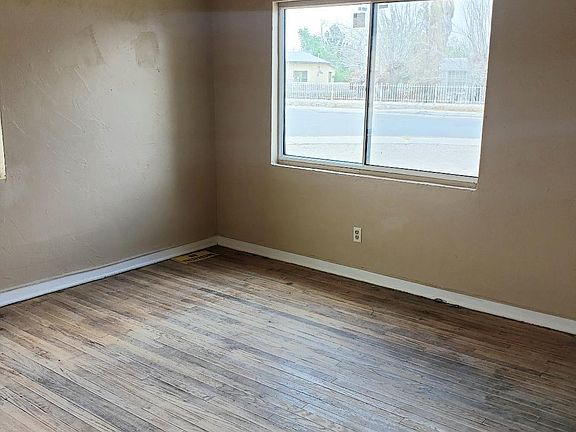 4th image of 8536 Dorbandt Cir