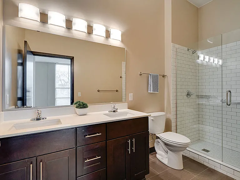 One Southdale Place — Photo 19