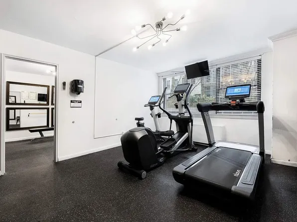 420 East 51st Street image 15 of 18