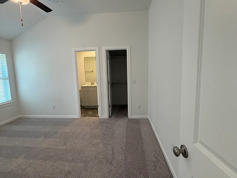 2928 NW 196th Pl — Photo 15