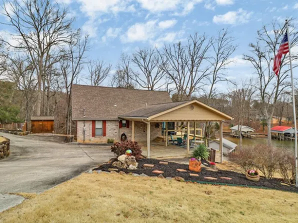 165 Lakeshore Ct, Spring City, TN 37381