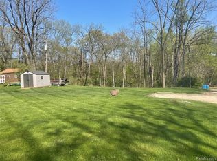 0 Elvira, Pinckney, MI 48169