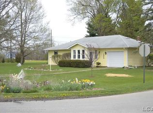 1503 W Valley Rd, Adrian, MI 49221