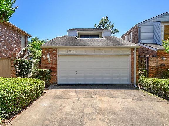 2nd image of 5847 Lynbrook Dr
