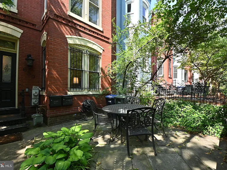 639 Massachusetts Ave NE #1 — Photo 3