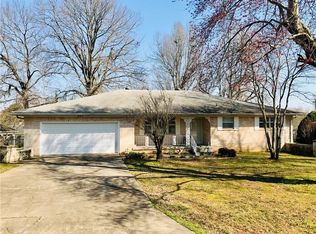 824 N Citrus St, Greenwood, AR 72936