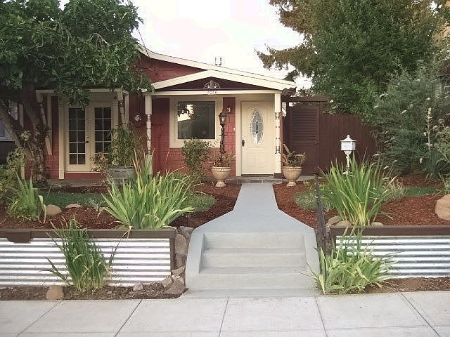5258 NE 24th Ave Front Center