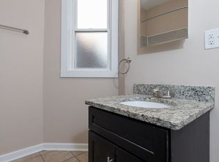 6828 S Prairie Ave #1, Chicago, IL 60637