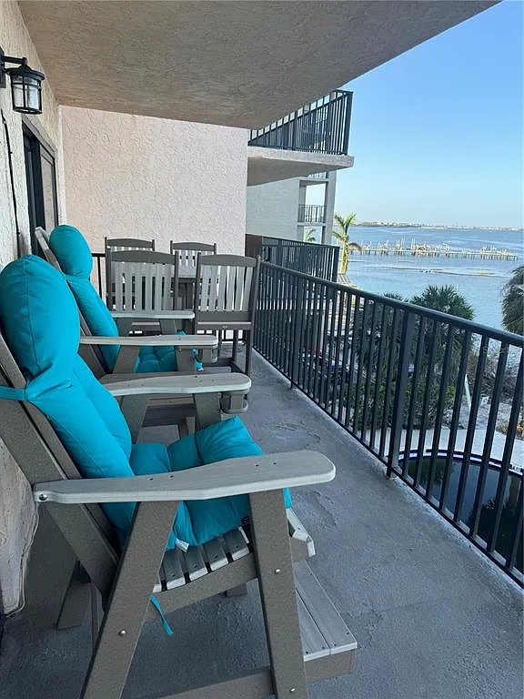 2 bed, 2.0 bath, 1345 sqft, $3,500 — Photo 3