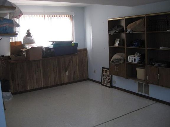 4th image of 506 Haskin Dr