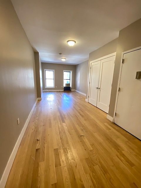 1st image of 1462 2nd Ave APT 3N