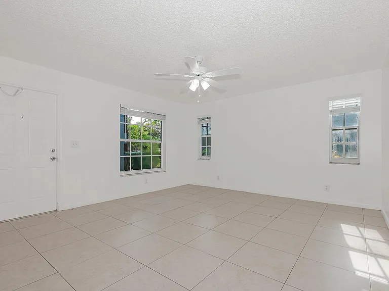 8830 W Sample Rd #3 — Photo 15