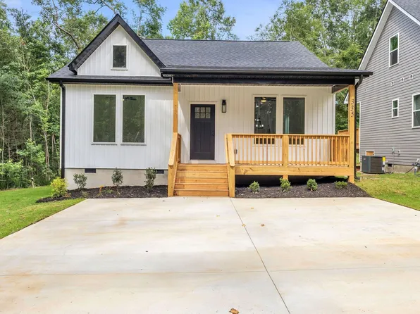 335 W Peachtree St, Woodruff, SC 29388