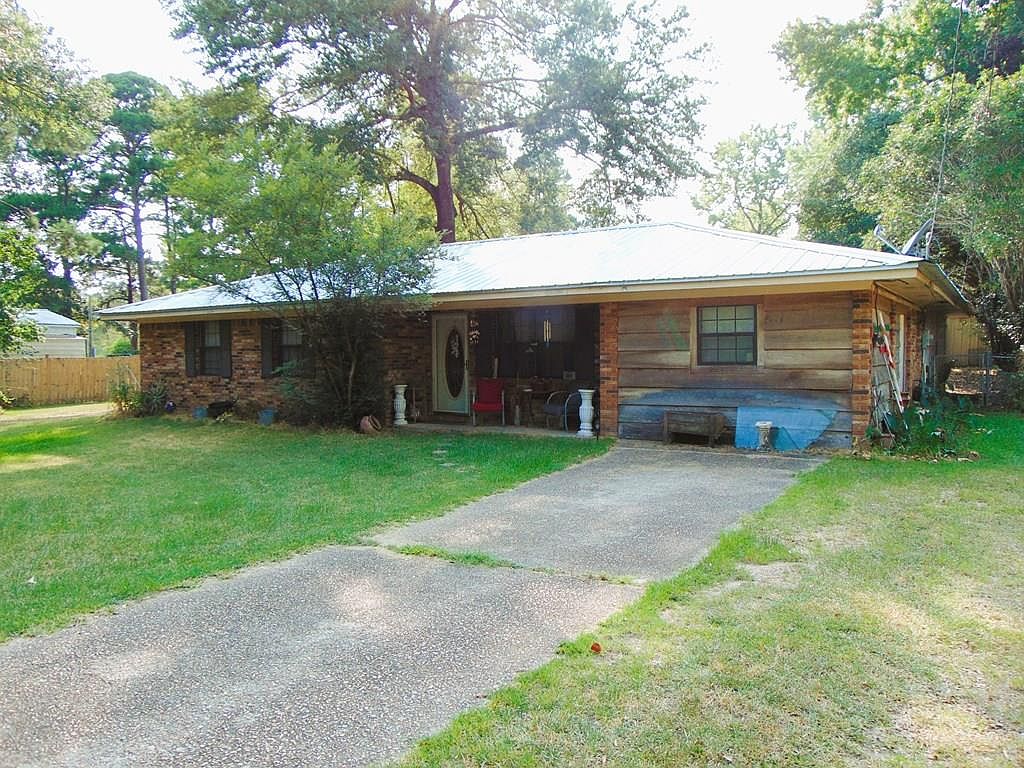 1055 Loom St, Wesson, MS 39191 MLS 139885 Zillow