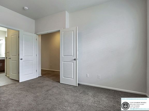 5th image of 19504 18th Avenue Ct E