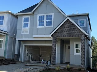 17900 SW Maiden Ct, Beaverton, OR 97007