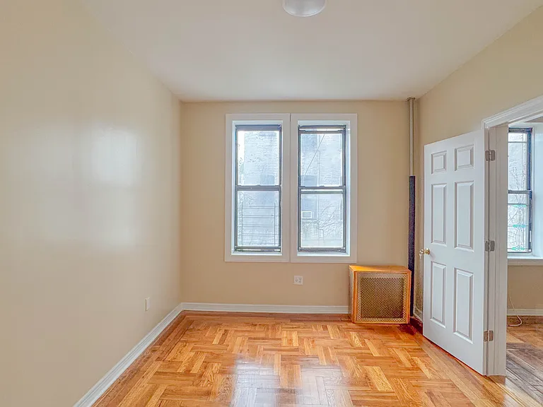 2430 63rd St #23 — Photo 3