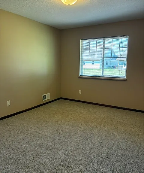 1811 Oban Dr — Photo 17
