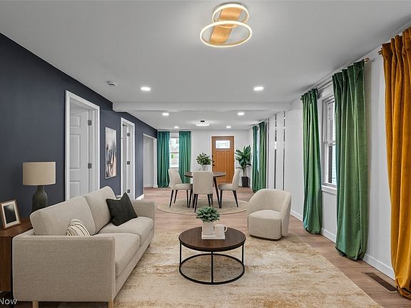 3rd image of 2276 W 41st St