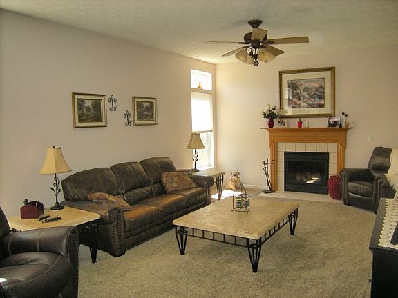 4th image of 1548 Ashley Pl