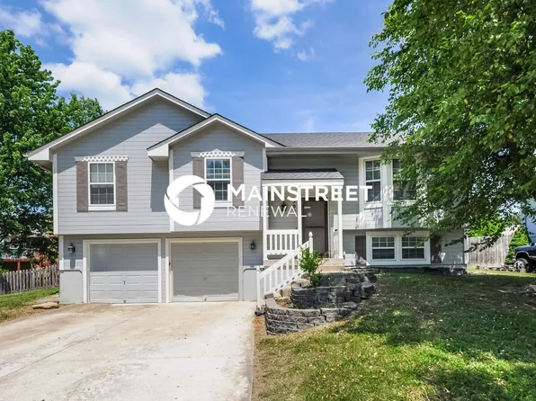 503 S Huntsman Blvd, Raymore, MO 64083