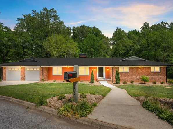 102 Ramblewood Ln, Greenville, SC 29615