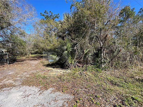 4th image of 9275 Lincoln Rd