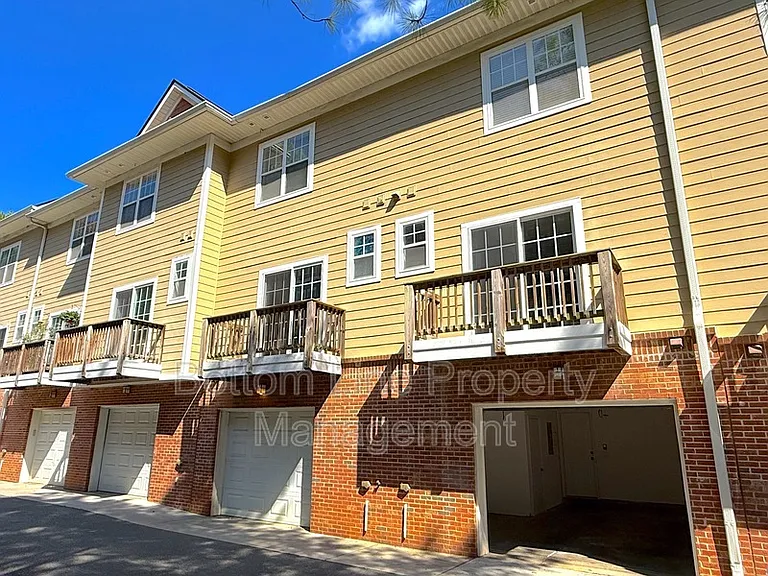 1131 Ilana Ct — Photo 21