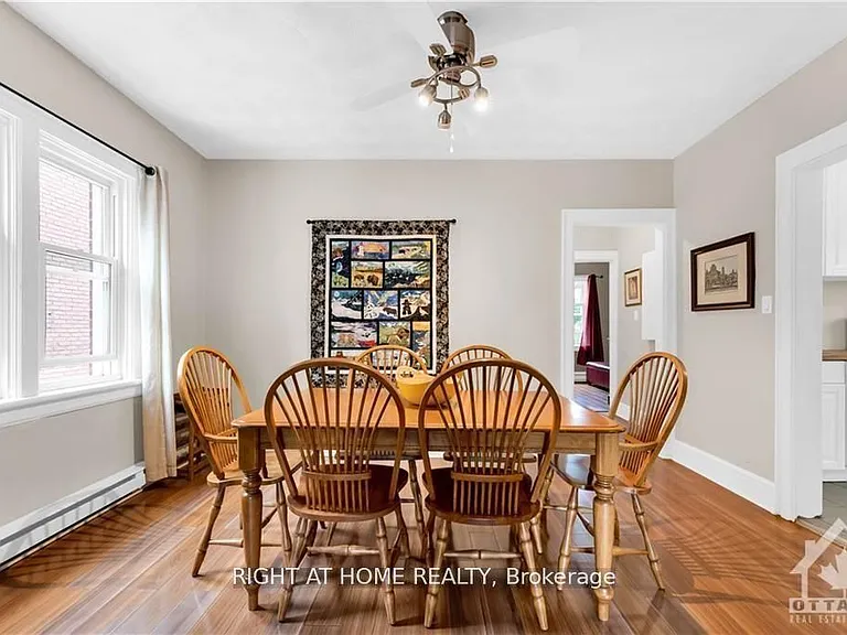 24 Desjardins Ave — Photo 5