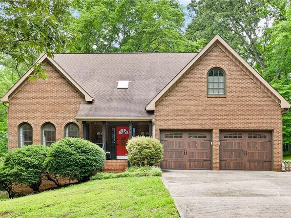 507 Asher Ct, Powder Springs, GA 30127