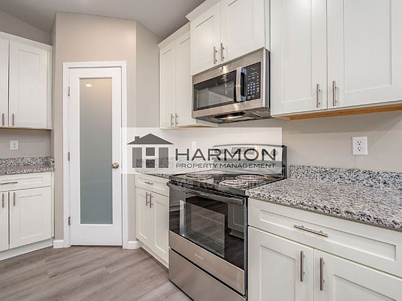 4th image of 412 N Georgie Ave