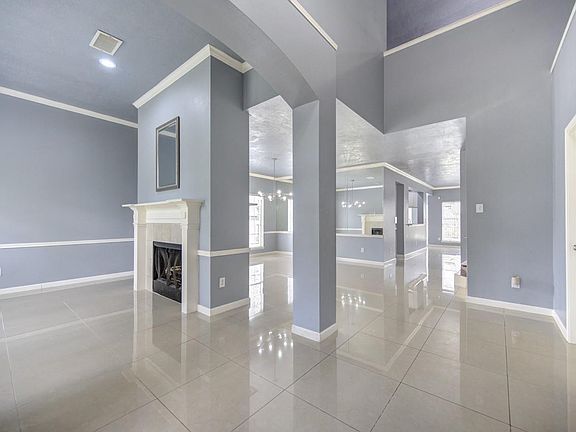 5th image of 2318 Stoneburg Ct