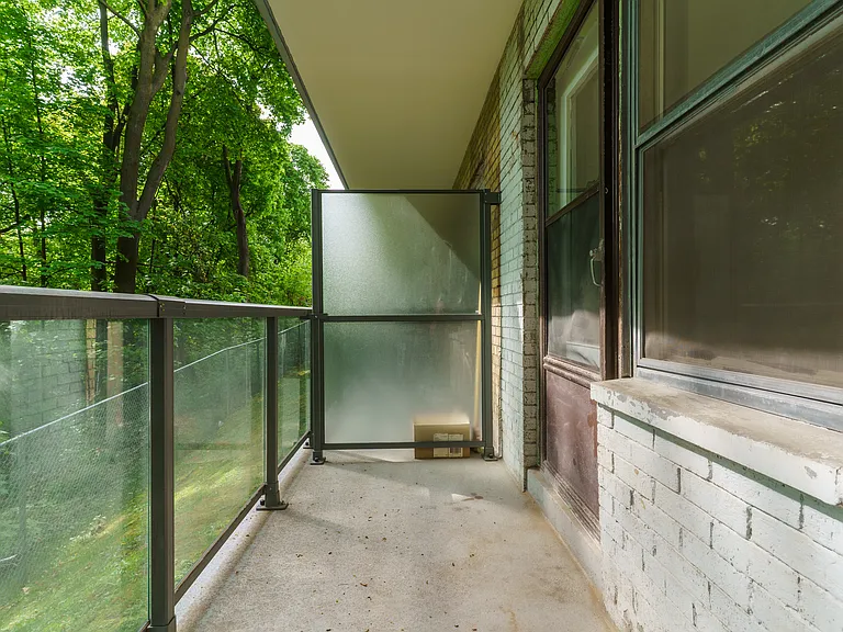 49 Glen Elm Ave — Photo 28