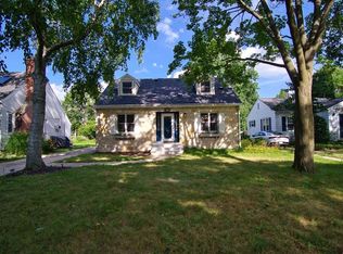 238 Kensington Dr, Madison, WI 53704