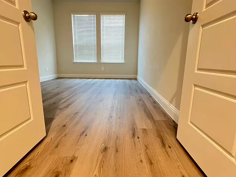 633 Sandiford Ct — Photo 24