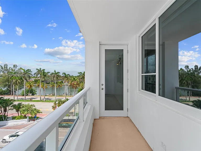 5005 Collins Ave #509 — Photo 30