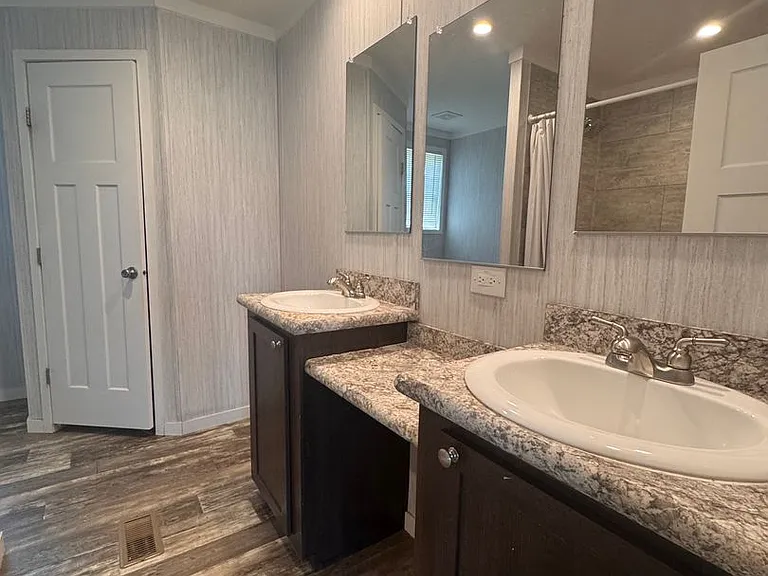 552 Sewell Mill Rd — Photo 20
