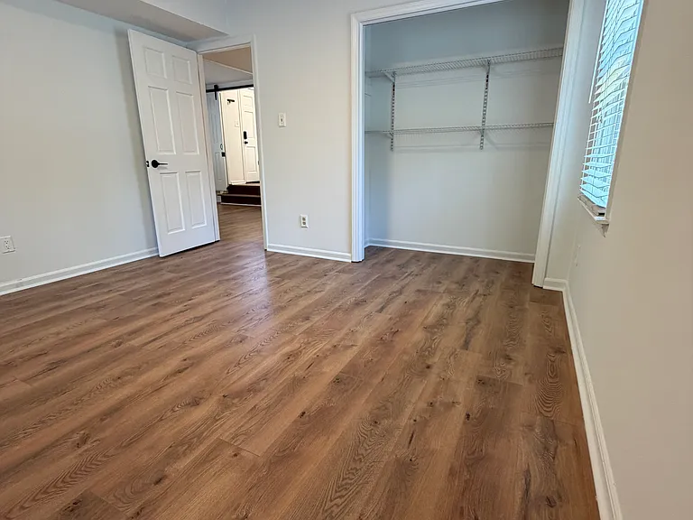 337 E Millbrook Rd — Photo 10