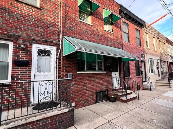811 Pierce St, Philadelphia, PA 19148