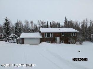 905 E Agate Ln, Wasilla, AK 99654