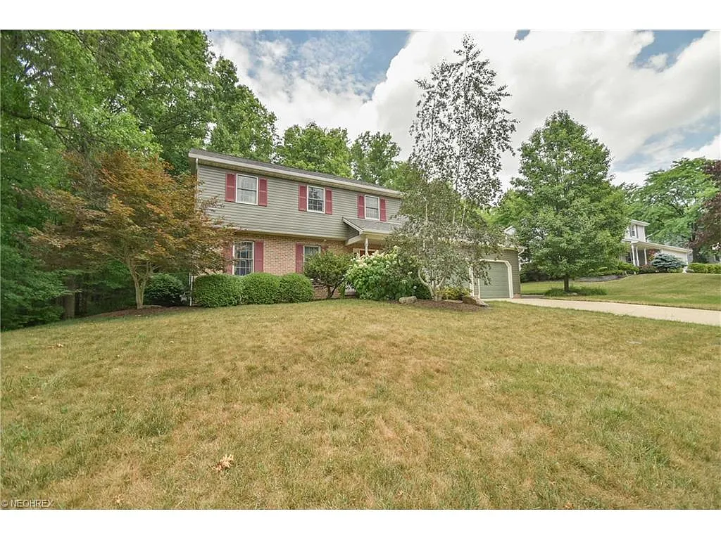 280 Sawmill Run Dr photo 1
