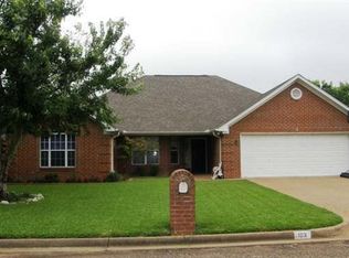 103 Whippoorwill Ln, Whitehouse, TX 75791