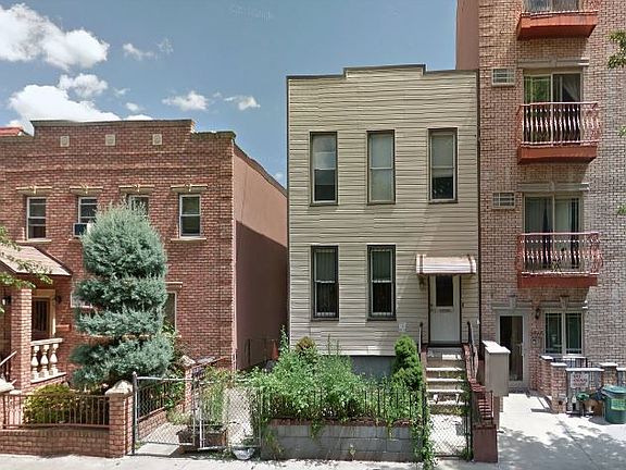 5th image of 2563 36th St