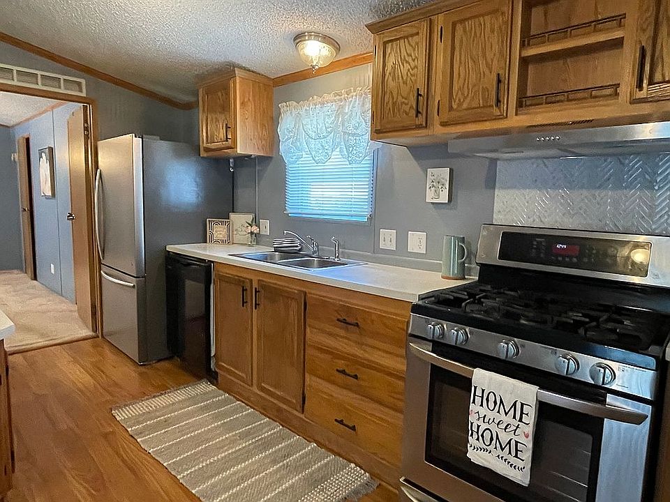 1st image of 333 E Lakewood Blvd Lot 426