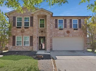 3925 Fox Run Dr, Fort Worth, TX 76123