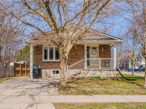 339 Elma St E, North Perth, ON N4W 2E4