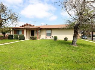 23301 Vanowen St, West Hills, CA 91307