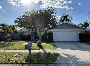 1927 Cheney Ct, Lutz, FL 33549